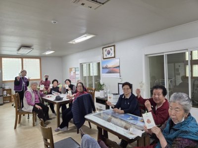 [청주지부] 청주지부 "노인정 봉사활동(치매예방 말때 카드 만들기)