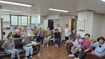 [청주지부] 노인정 봉사활동(치매예방 건강박수,실버체조,기타)